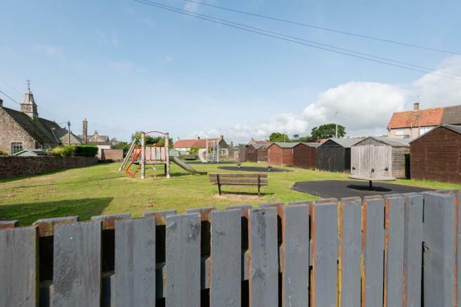 PUBLIC PARK TO REAR