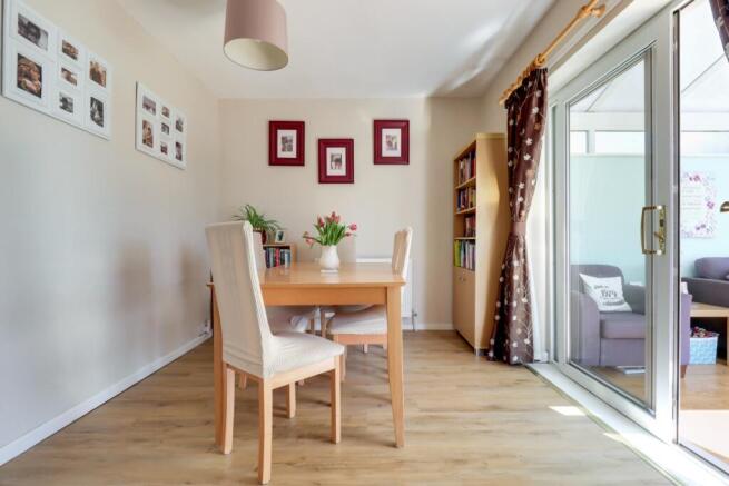 4 bed Semi-Detached for sale Image 7