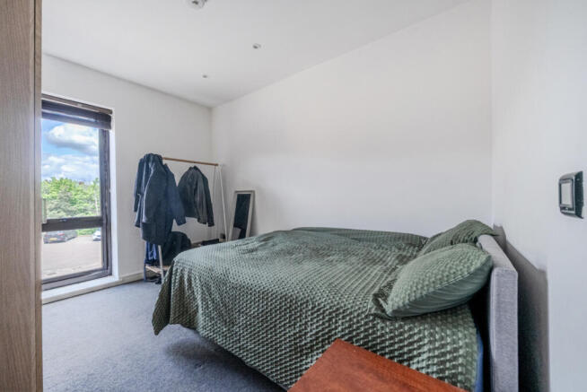 1441933-22-69e62b...