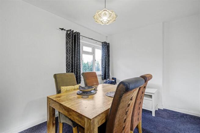 Dining Area 1_1.jpeg