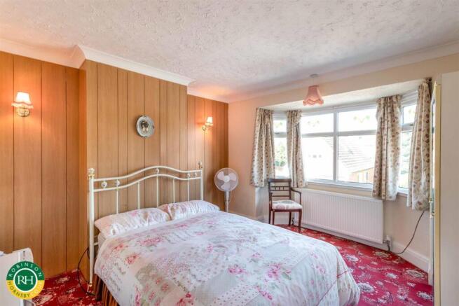 3 bed Semi-Detached for sale Image 10