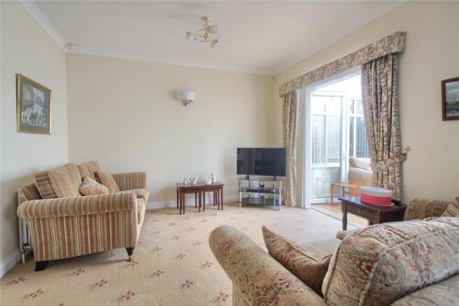 2 bed Bungalow for sale Image 8