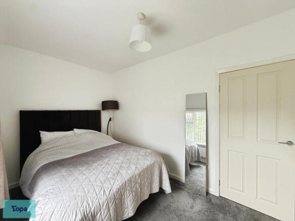 3 bed Semi-Detached for sale Image 11