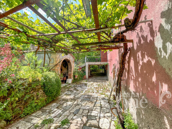 CASALE LILLI-13.jpg