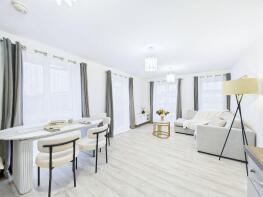 15, Fairlane Drive, South Ockendon RM15 5FA