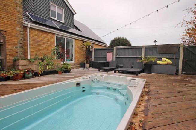 Swim spa