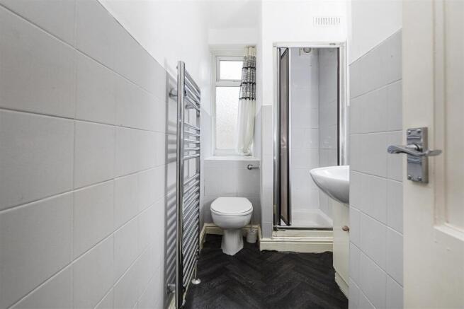 1 bed Semi-Detached to rent Image 10