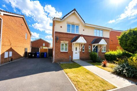 Stirling Lane, Hunts Cross, Liverpool, Merseyside, L25