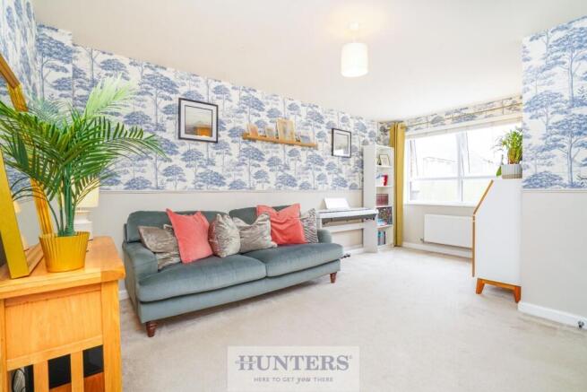 3 bed Semi-Detached for sale Image 6