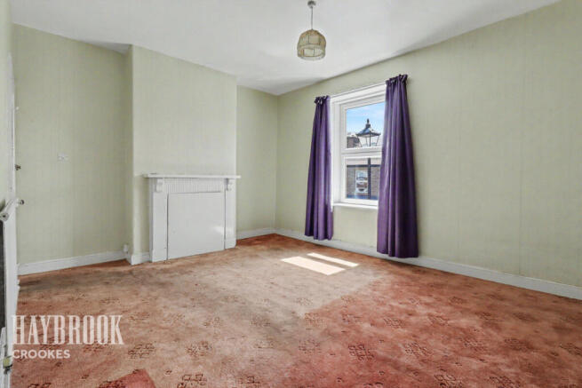 4 bed Terraced for sale Image 6
