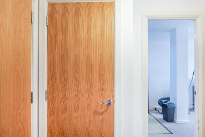 1 bed Flat for sale Image 12