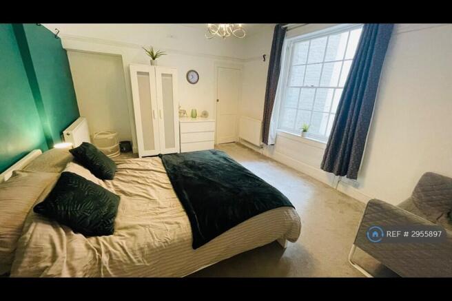 Room 2-King Size Room For Single/Couples Occupancy