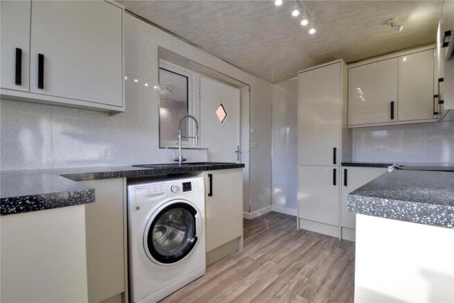 2 bed Bungalow for sale Image 5