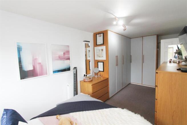 Master Bedroom.JPG