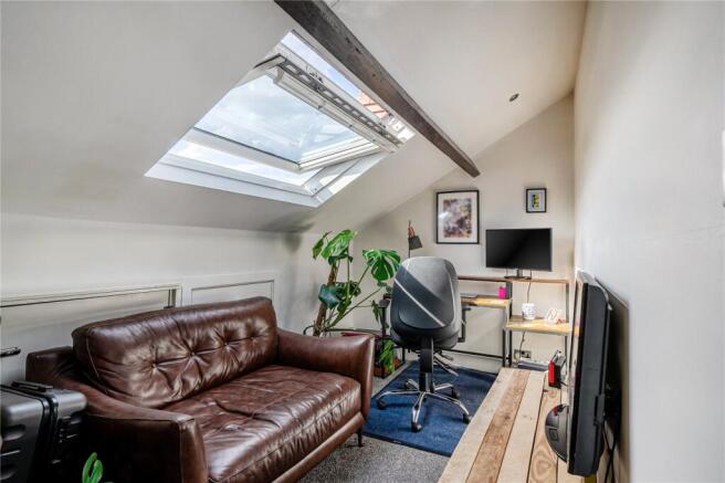 4 bed Terraced for sale Image 6