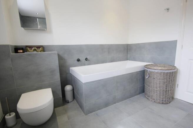Master Ensuite