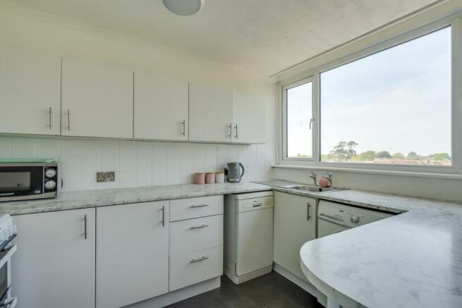 Kitchen Area.jpg