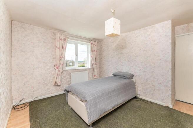 3 bed Terraced for sale Image 11