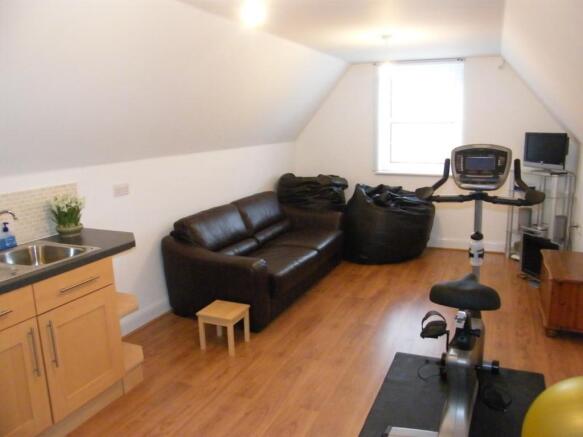 Studio/Office