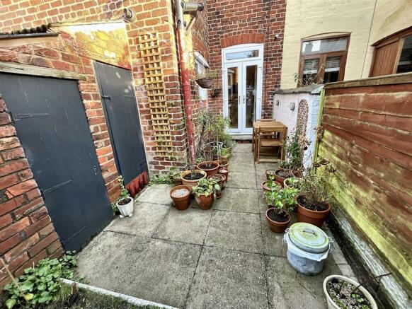 Gardens Aspect 3
