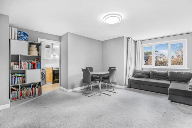 1614996060 -  170 Mullards Close - 5.jpg