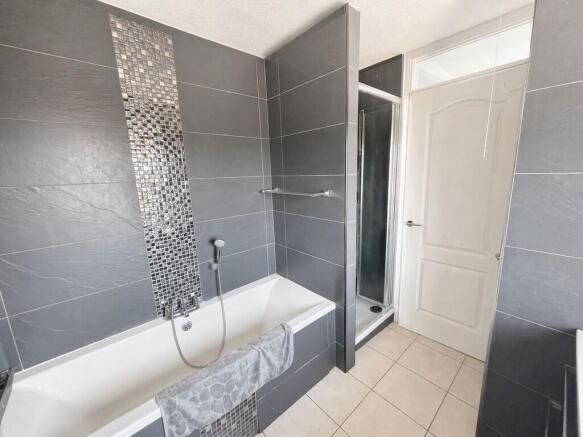 3 bed Detached for sale Image 10
