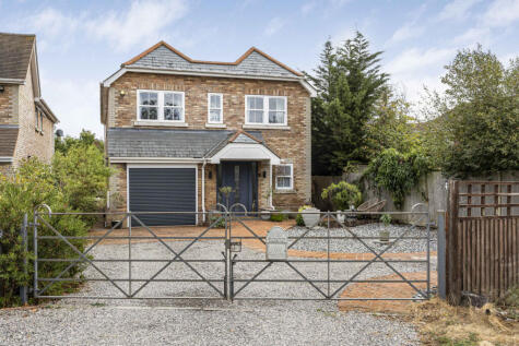 Grovelands Road, Spencers Wood, RG7