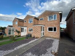 106, Park View, Crewkerne TA18 8JG