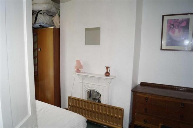 Rear bedroom