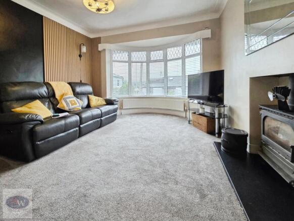 4 bed Detached for sale Image 7