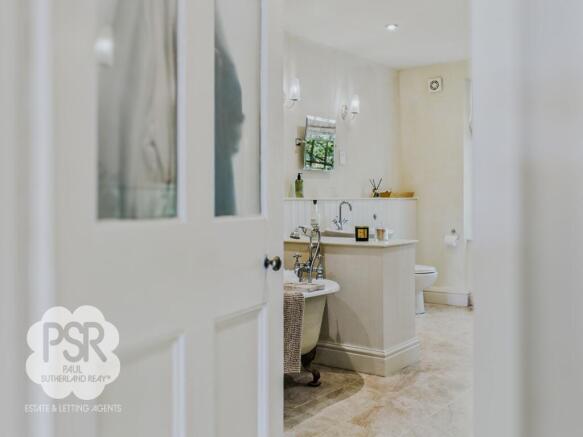 48 - Into the En-Suite