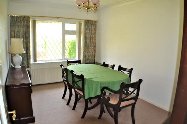 Bed 3/Dining Room