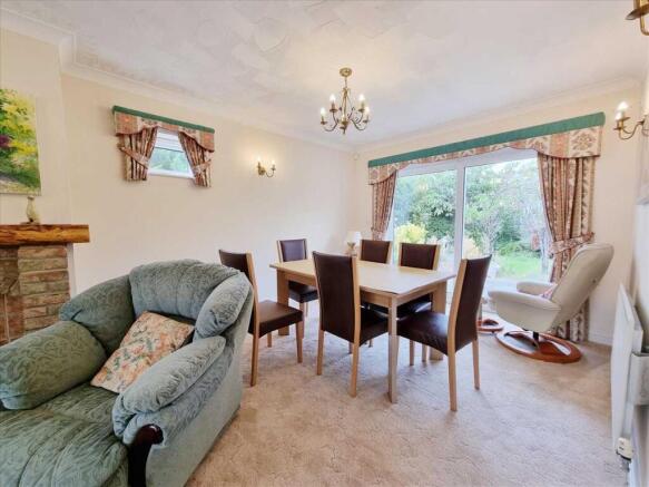Dining Area: