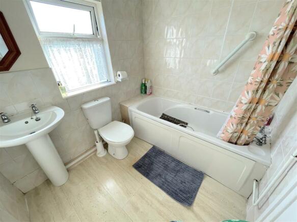 Bathroom/w.c.