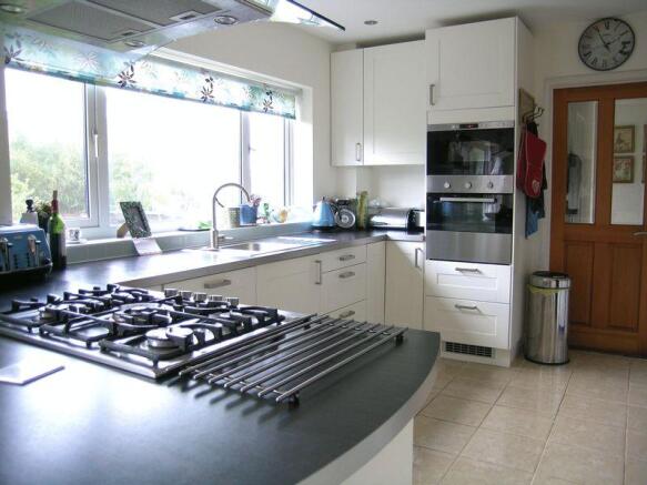 Kitchen/Dining...