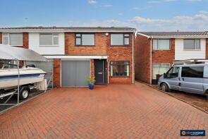 19, Walnut Close, Nuneaton CV10 0JB