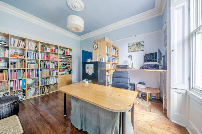 4 bed Terraced for sale Image 6