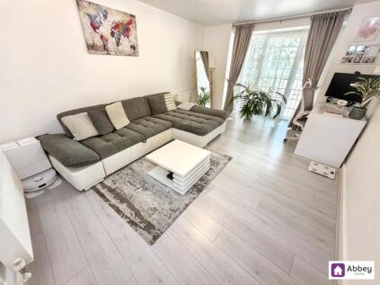 Montvale Gardens, Leicester, LE4