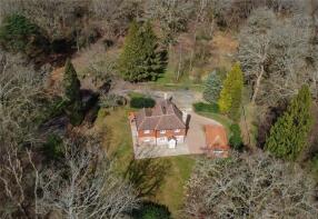 Broadstone Warren Cottage, Colemans Hatch Road, Wych Cross, Forest Row RH18 5JW