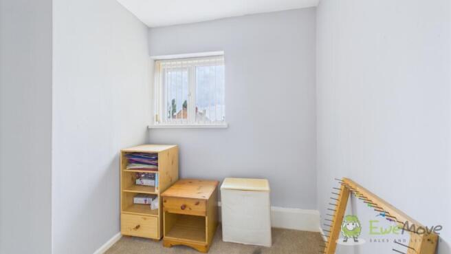 3 bed Semi-Detached for sale Image 7