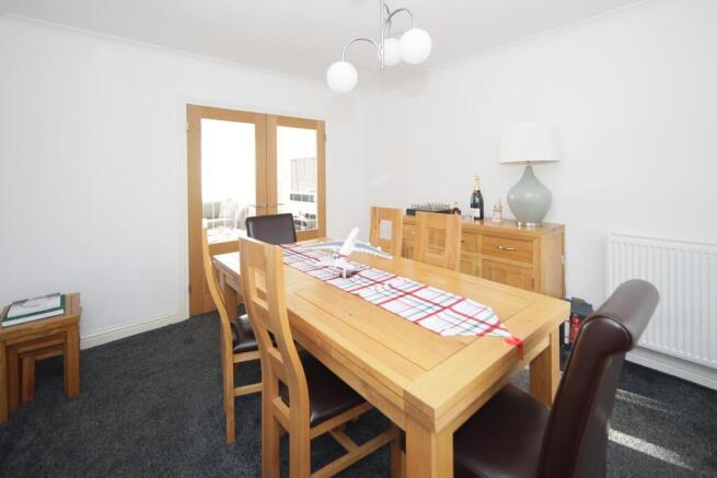 15 Greville Smith Avenue Cv31 2HQ-14.jpg