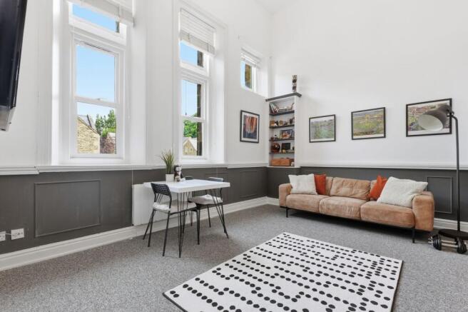 3 bed Apartment for sale Image 4