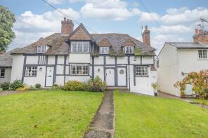 4, Walnut Tree Cottages, South Street, Faversham ME13 9NQ