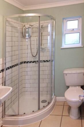Annexe shower ...