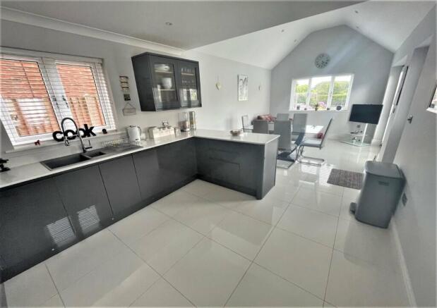 Kitchen Diner