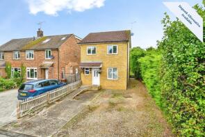 27a, Downs Way, Ashford TN27 0LA