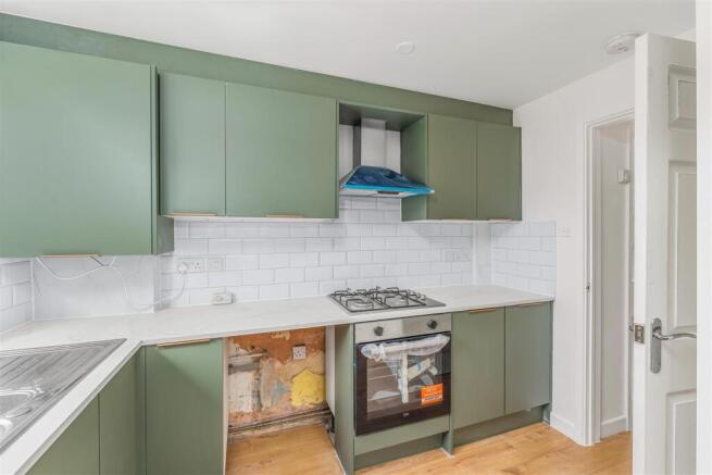 28 Kenilworth Way, Banbury-8.jpg