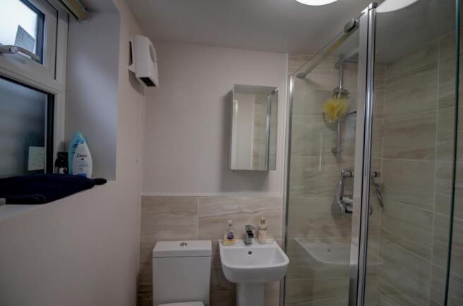Downstairs Full Bathroom