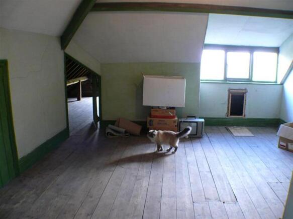 ROOM 1
