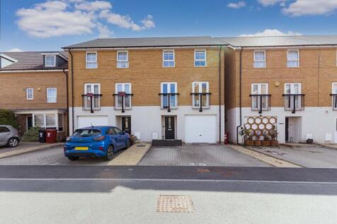 Kenyon Way, Langley, SL3